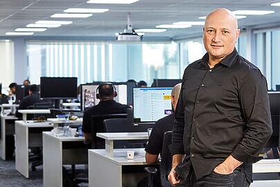 UOL comemora 30 anos de operação