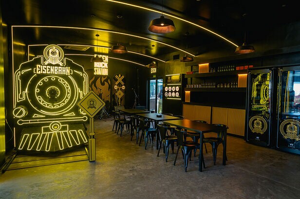 Espaço da Eisenbahn na Heineken House, localizada no Parque Villa-Lobos, em São Paulo (Créditos: Fabio Rezende)