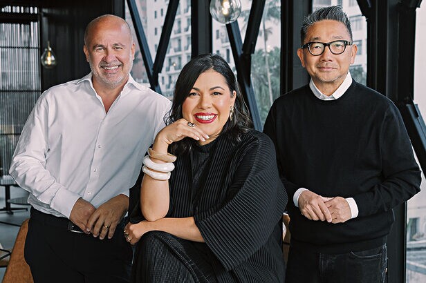 Diego Alonso (copresidente e CFO), Camila Nakagawa (CEO e copresidente); e Erh Ray (fundador e chairman) - BETC Havas