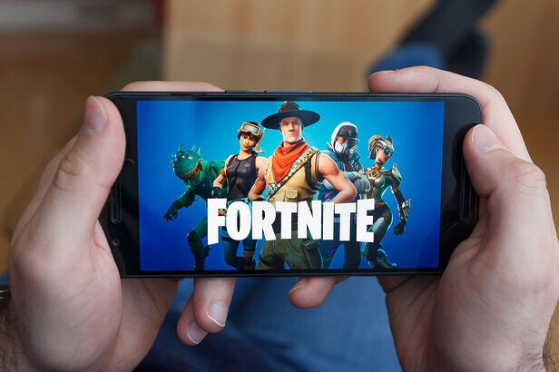 Fortnite Apple