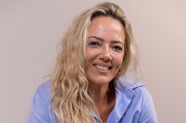 Claudia acumula experiência em multinacionais, além de gestão de contas globais e regionais (Crédito: Divulgação)