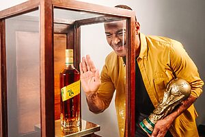 Johnnie Walker | Tudo O Que É Grandioso Leva Tempo
