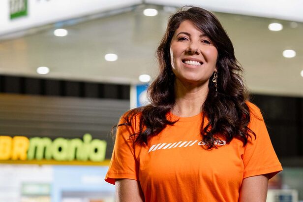 Mariana Santarém, vice-presidente de marketing e experiência do cliente da Vibra