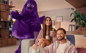 Bianca Andrade e Fred Bruno juntos na nova campanha do McDonald’s (Créditos: Divulgação)