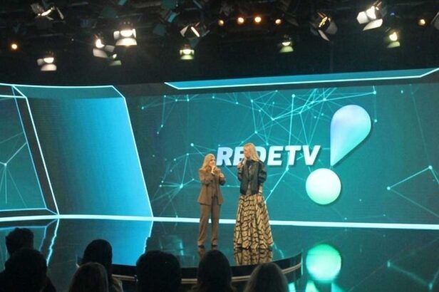 Bruna Calmon e Gianne Albertoni apresentam novidades da RedeTV!