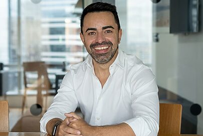 Outback Steakhouse reforça marketing com diretor