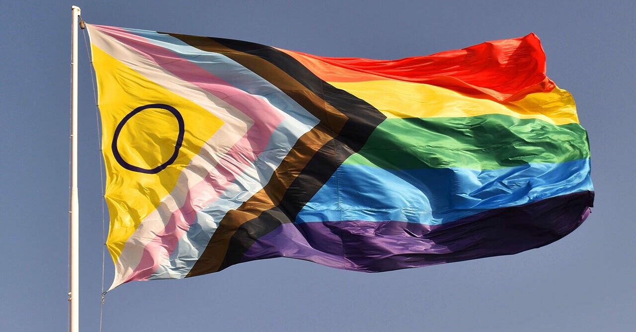 Perfis LGBT+ ampliam debate sobre futebol nas redes sociais