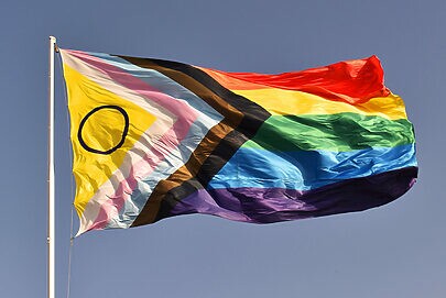Perfis LGBT+ ampliam debate sobre futebol nas redes sociais