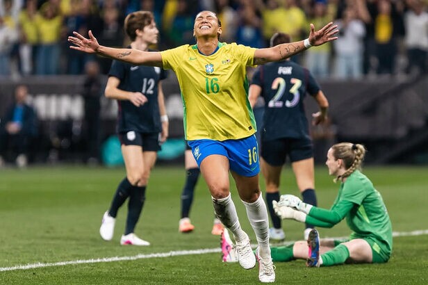 Fifa usa sede no Brasil para desenvolver uma relação mais próxima com o torcedor (Crédito: -Livia-Villas-Boas-Staff-Images-CBF)