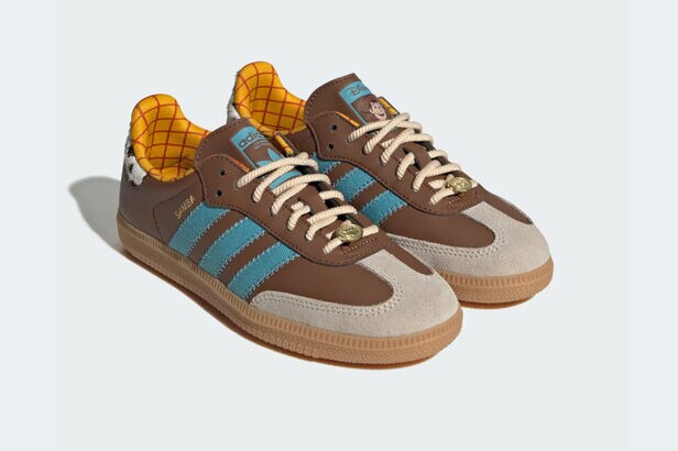 Samba, da Adidas, com design inspirado no Woody de Toy Story (Créditos: Divulgação)