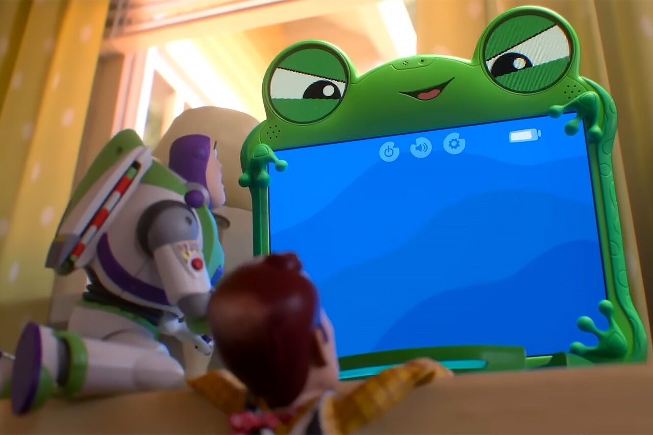 Claro se inspira em Toy Story 5 em plataforma de educação