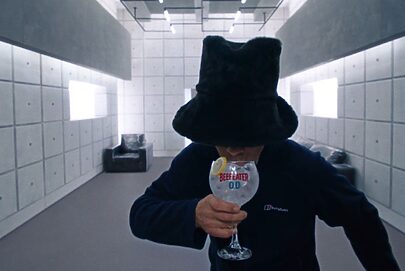 Beefeater resgata clipe de Virtual Insanity, do Jamiroquai