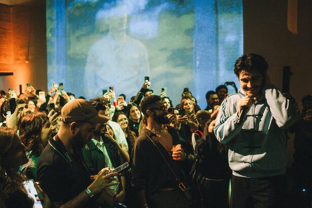 Adidas e Jão lançam clipe de Catedral em evento no Masp