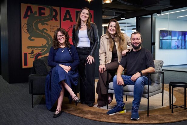Fernanda Vellutini, Carol Esposito, Isis Baptista e Victor Berto (Crédito: Divulgação)