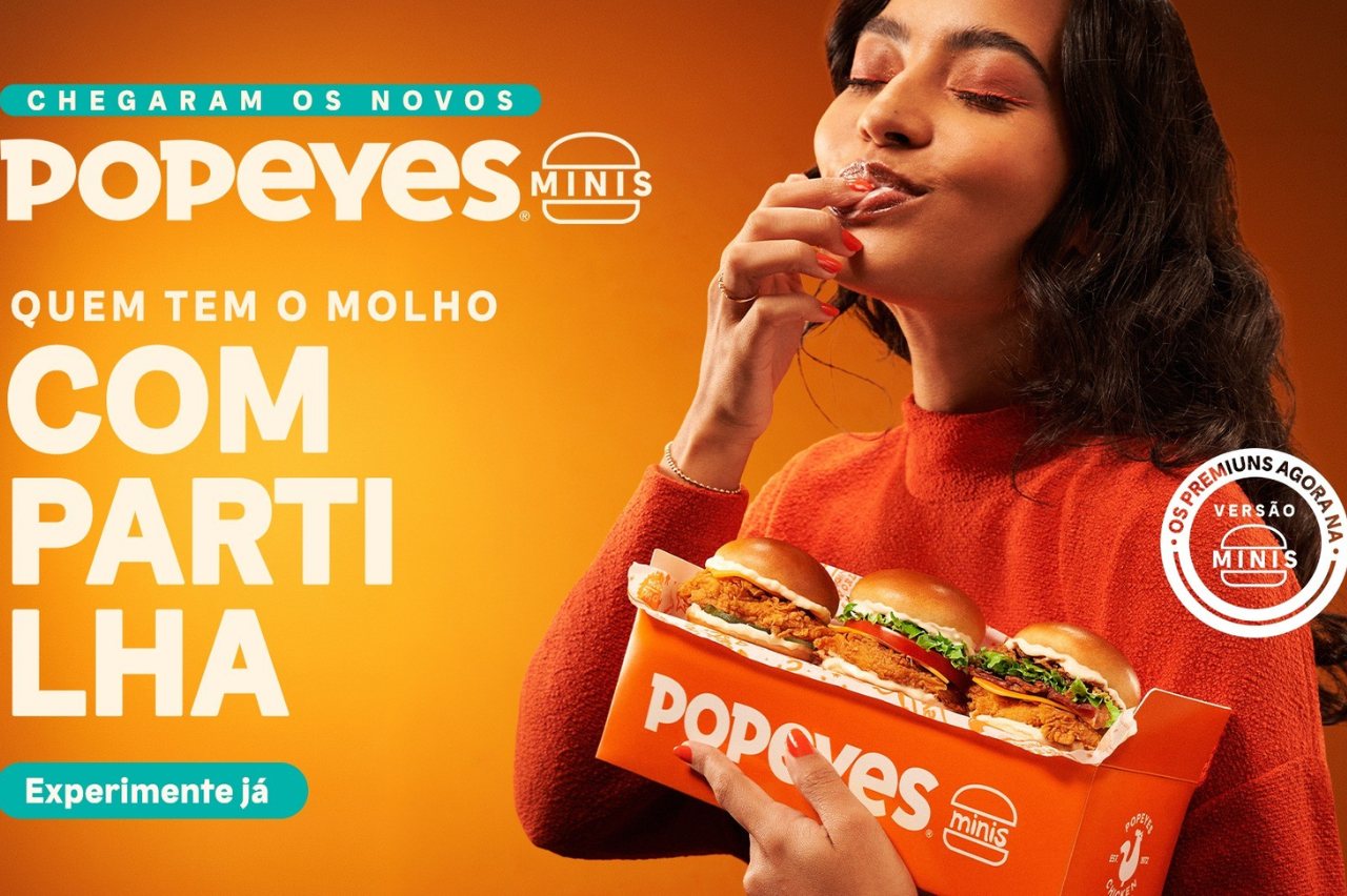 Campanha marca a estreia dos Popeyes Minis, nova linha de sanduíches feitos para o público compartilhar (Crédito: Divulgação)