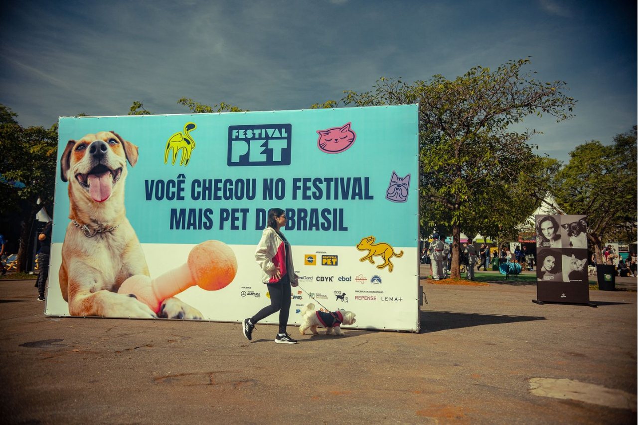 Com entrada gratuita, maior festival pet do país promove atividades interativas e doações de ração (Crédito: Divulgação)