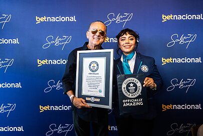 Galvão Bueno se despede de Copas com recorde no Guinness