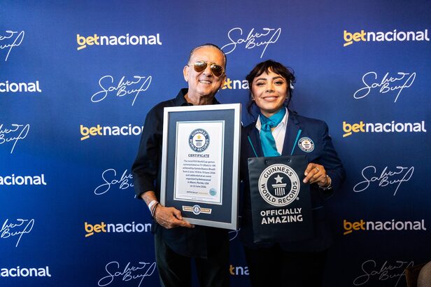 Galvão Bueno foi homologado pelo Guinness World Records como o narrador com mais partidas ao vivo em Copas do Mundo (Crédito: Divulgação)