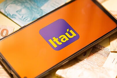 Factópoles: entenda a briga pública entre Itaú e Metrópoles