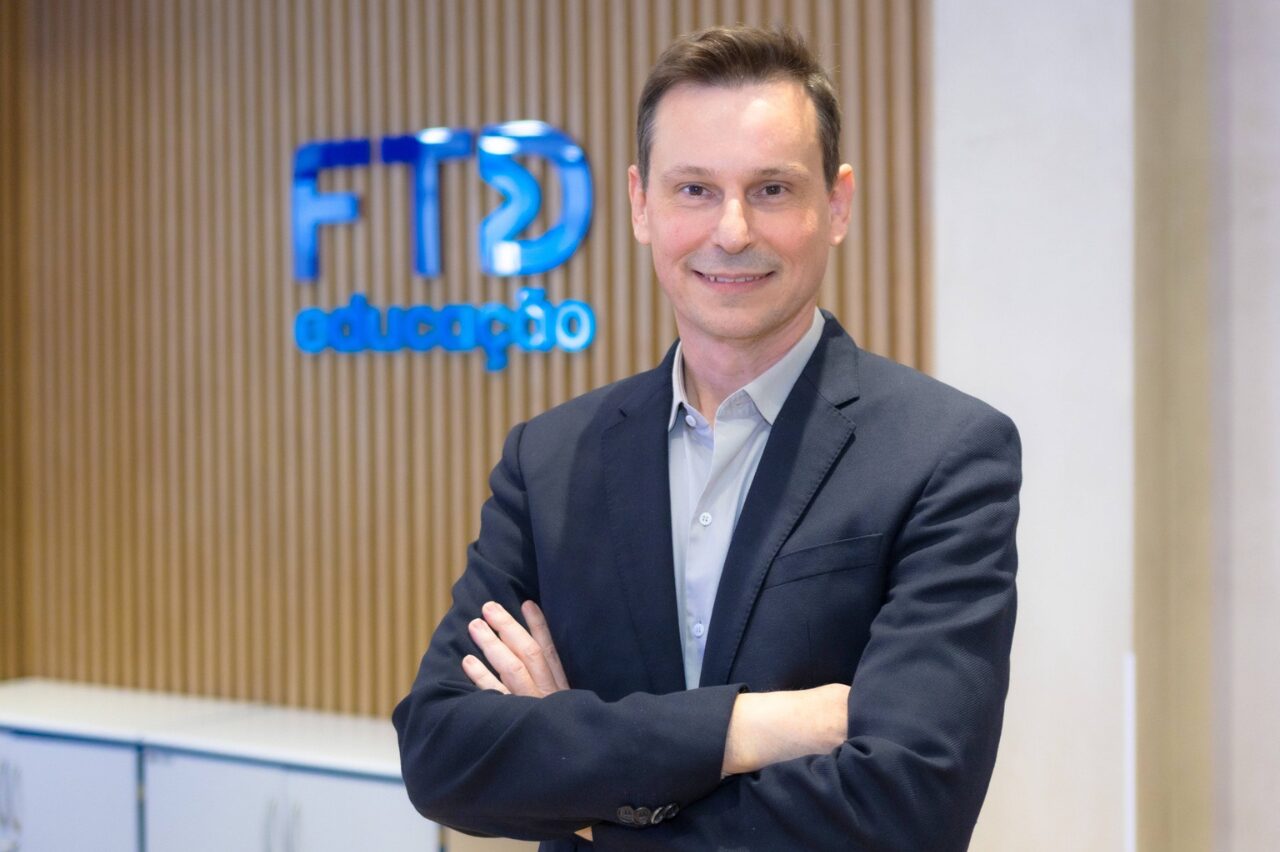 Sandro Bonás assume liderança da FTD Educação
