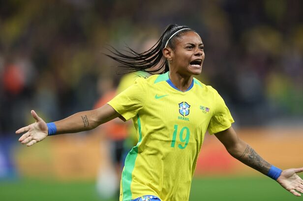 Levantamento analisa a transformação do esporte no país e o comportamento dos torcedores rumo a 2027 (Crédito: Reprodução/Intagram/selecaofemininadefutebol)