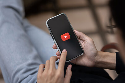 Como o YouTube Shopping está se consolidando no Brasil