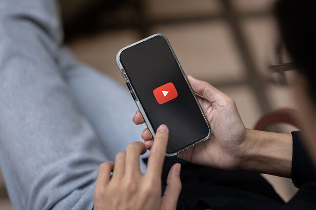YouTube Shopping