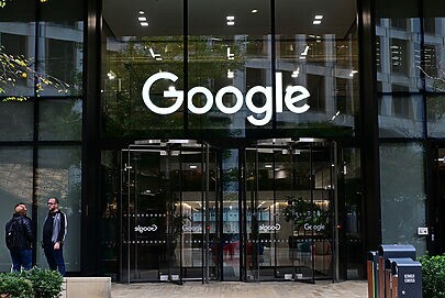 Google reestrutura lideranças de inteligência artificial