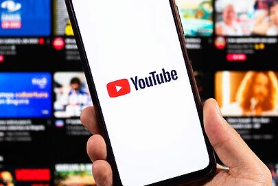 YouTube altera regras para monetização de criadores