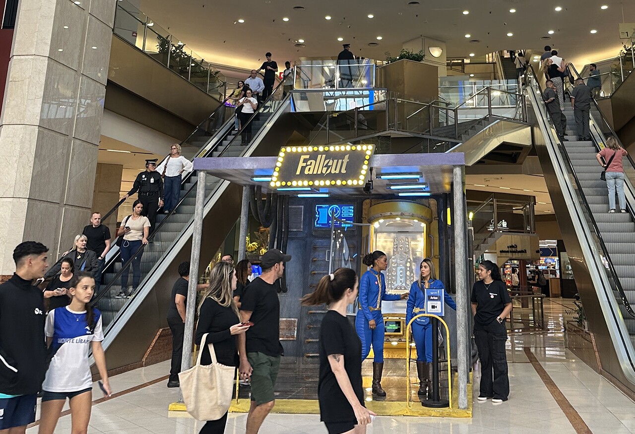 Com a Helloo, Amazon Prime levou a série Fallout a shoppings e aeroportos com mensagens adaptadas a cada ambiente