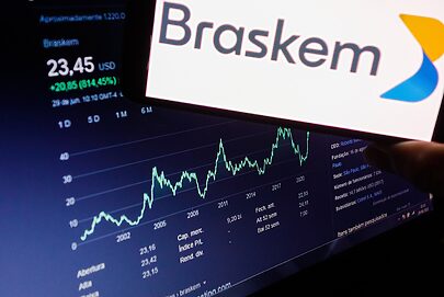 Braskem busca reestruturar US$ 10,9 bilhões em dívidas