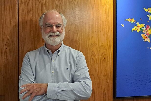 Executivo quer focar no humanismo na era da inteligência artificial e expandir o grupo COMbyCOM para novos países (Crédito: Divulgação)