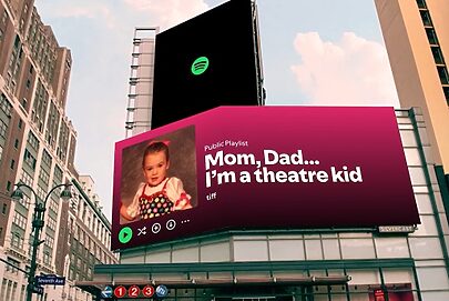 Spotify espalha nomes de playlists de usuários pelas ruas