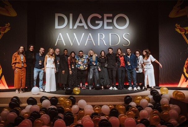 Executivos da Diageo Brasil, Marina Person e os jurados convidados para a avaliação dos cases.