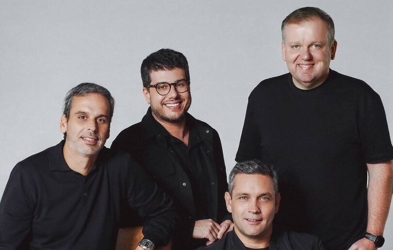 Fabio Rosinholi, co-CEO do Grupo We; Dudu Rodrigues, sócio e CCO da WT.AG; Beto Campos, co-CEO do Grupo We; e LucasFeltes, sócio fundador e CEO da WT.AG (Crédito: Divulgação)