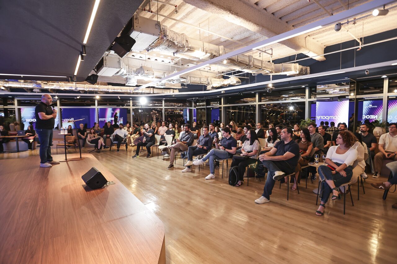 Pela segunda vez no ano, a NEOOH promoveu o evento sobre tendências para o mercado com curadoria exclusiva do Meio & Mensagem