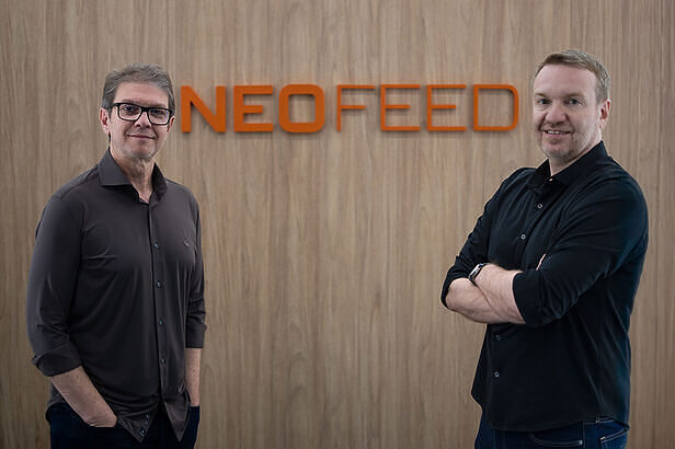 Ralphe Manzoni Jr. e Carlos Sambrana, fundadores do NeoFeed (Créditos: Divulgação)
