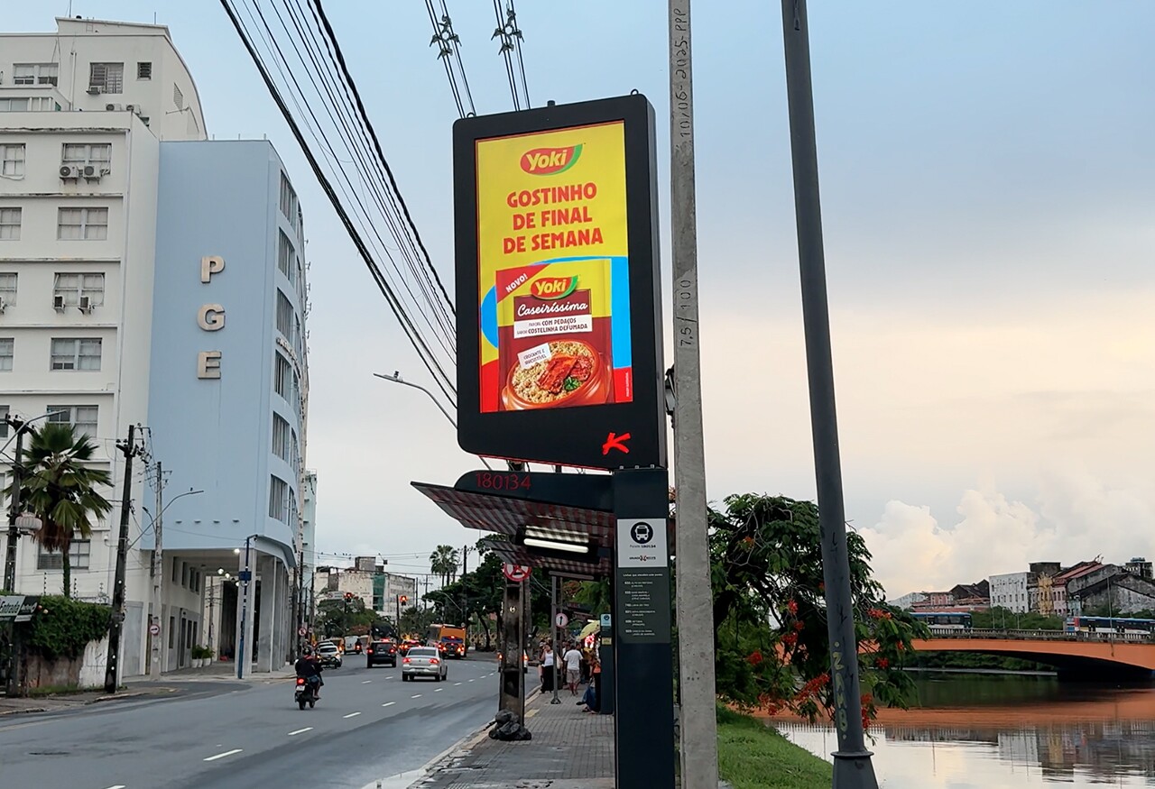 Comunicação da Yoki transformou Recife em um laboratório para medir o impacto real do OOH na construção de marca e na jornada de compra