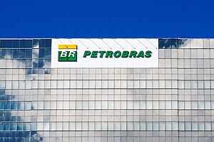 WMcCann, Nova e Ogilvy lideram concorrência pela conta da Petrobras (Crédito: sauloangelo - stock.adobe.com)