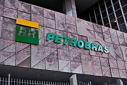 WMcCann, Nova e Ogilvy são favoritas à conta da Petrobras