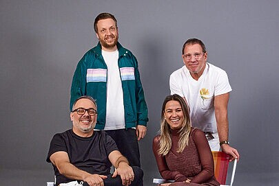 AlmapBBDO apresenta Praia, unidade de branding e design