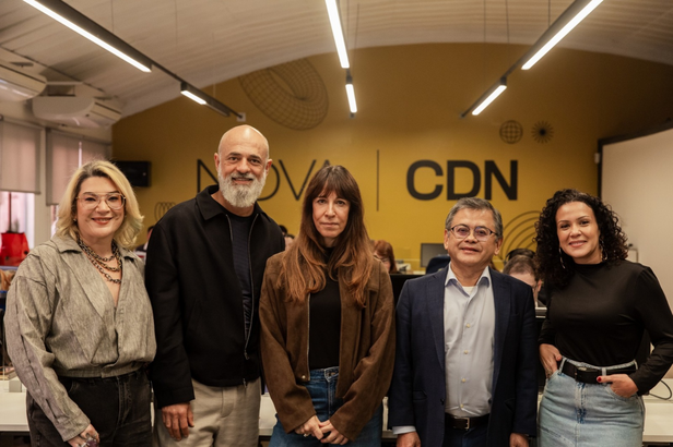 Da esquerda para direita: Vanessa Campos, Fábio Santos, Silvia Ruiz, Oscar Kita e Cintia Rebello (Crédito: Divulgação)