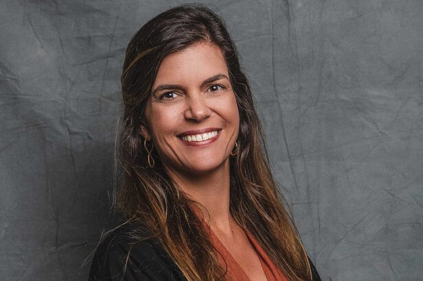 À frente de projetos como ArtRio, Fernanda Cozac é a diretora de produto da Dream Factory (Crédito: Divulgação)