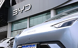 Samy assume a conta da Denza, marca premium do ecossistema BYD (Crédito: Adobe-stock-rafaelnlins)