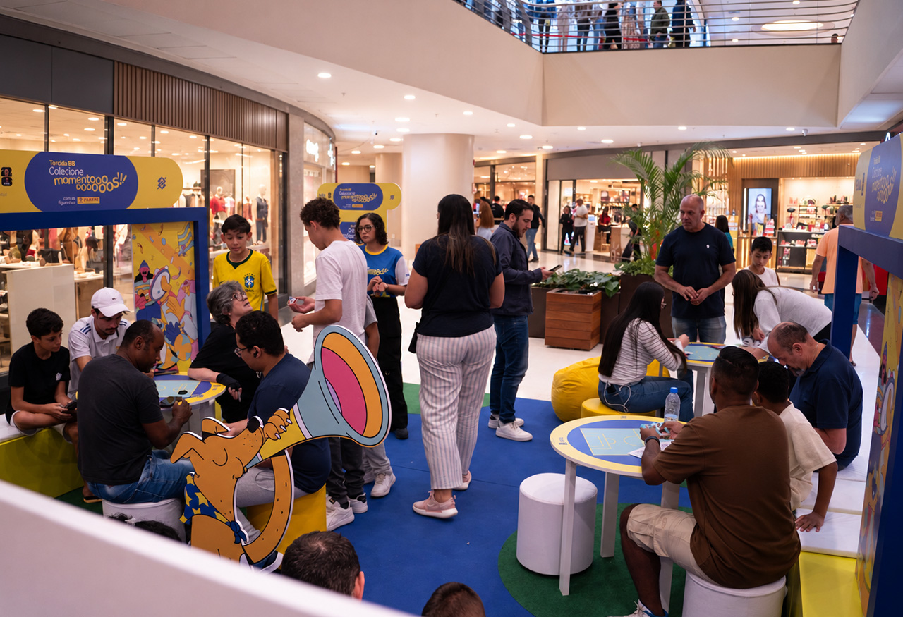Desenvolvido para a Visa e o Banco do Brasil, projeto criou espaços para a troca de figurinhas do álbum oficial da Copa em 45 shoppings