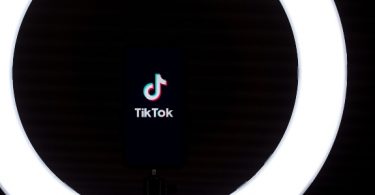 Como a geração Z consome notícias no TikTok